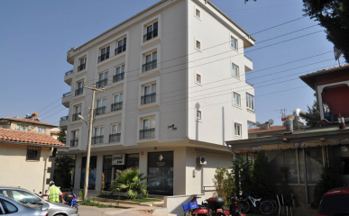 Petek Apartmanı